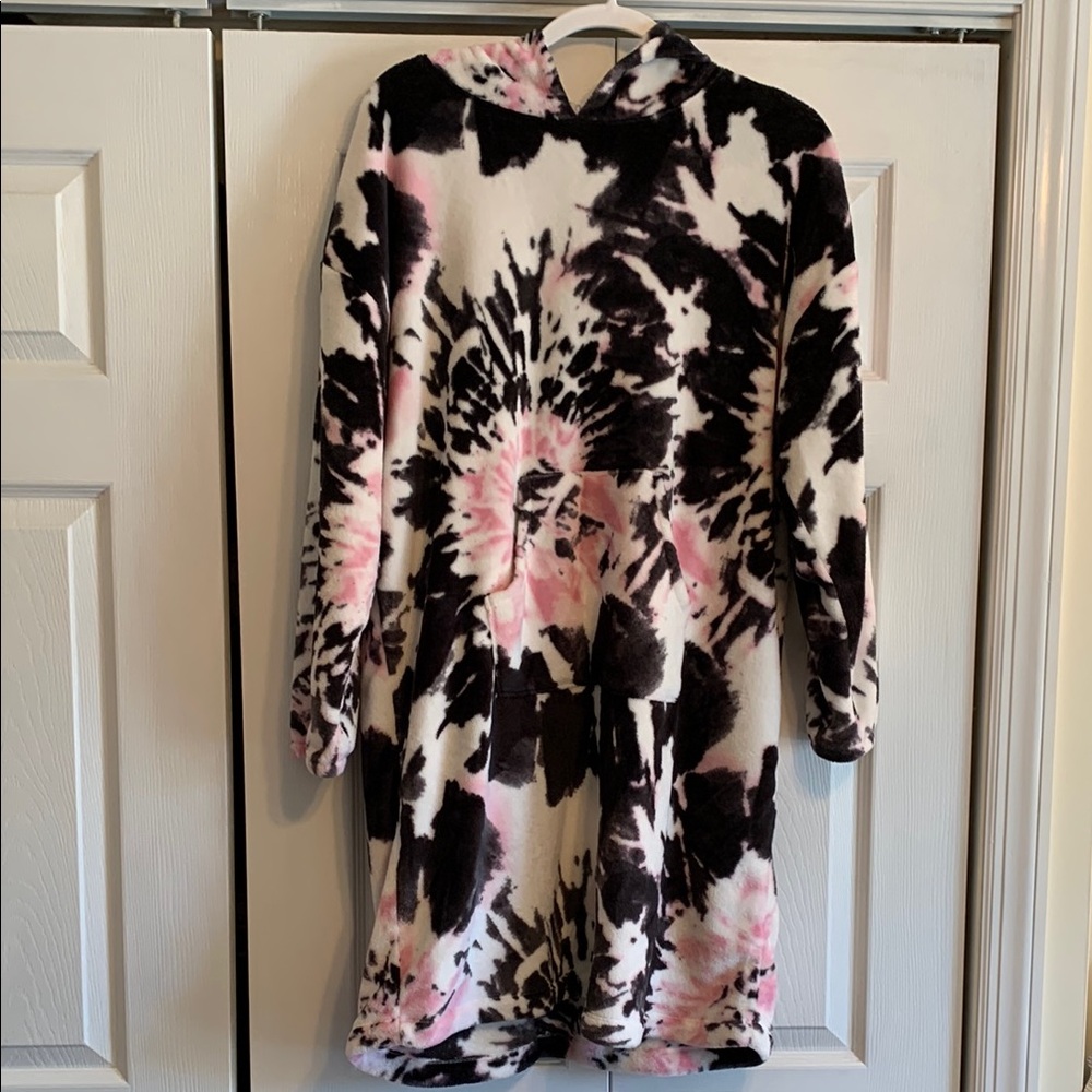 SO Black and Pink tie dye pattern hooded Robe with front pocket